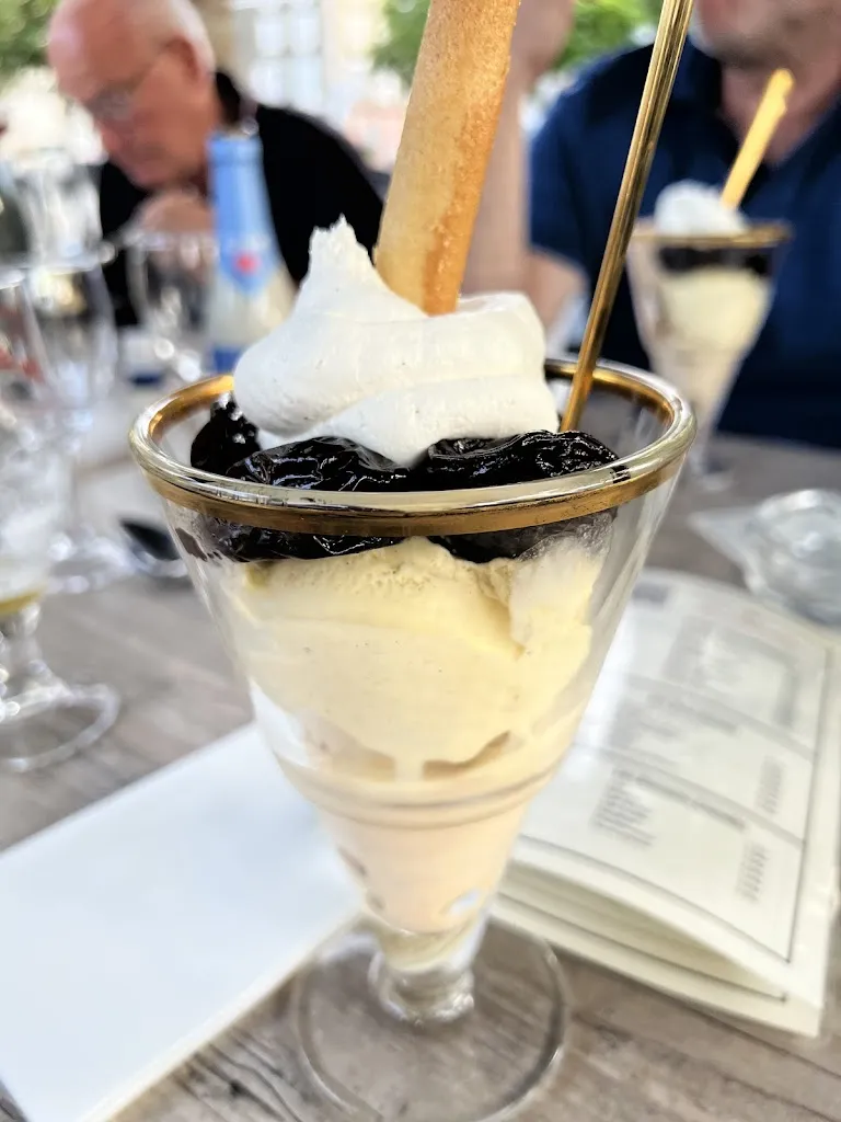 Andrea R_Restaurant L'Atypik 