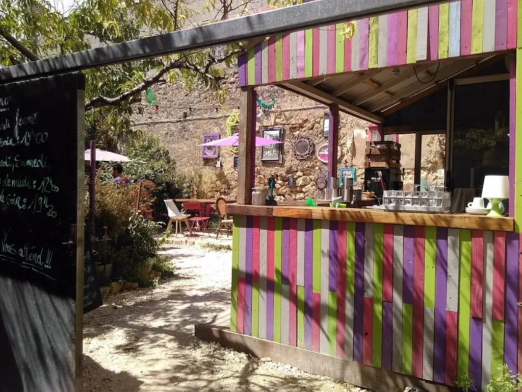 Le Cosmopolitain restaurant in Cadillac-sur-Garonne