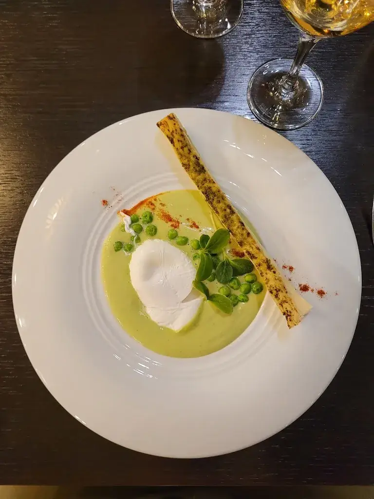 Laurine Tonnelet_Chez Charlotte_Podensac_review