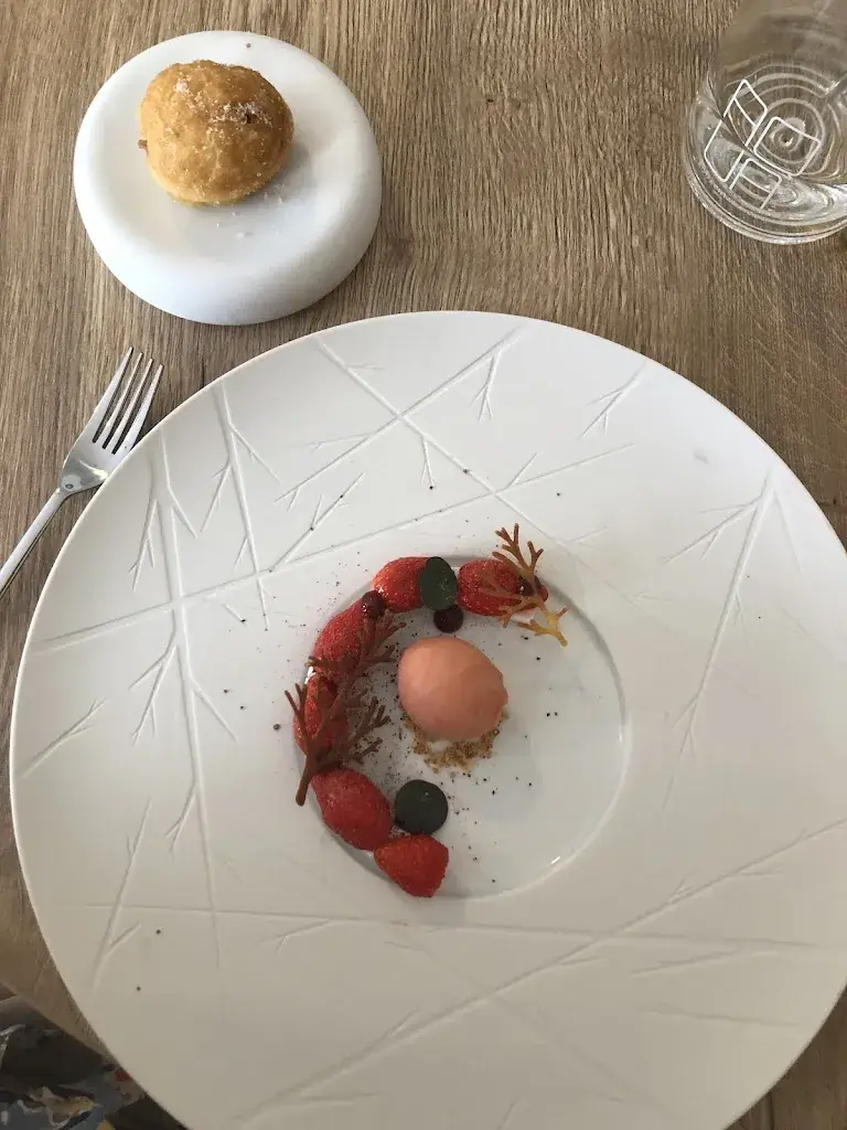 Aubrey Richardson_AGA Restaurant_Cadillac-sur-Garonne_review