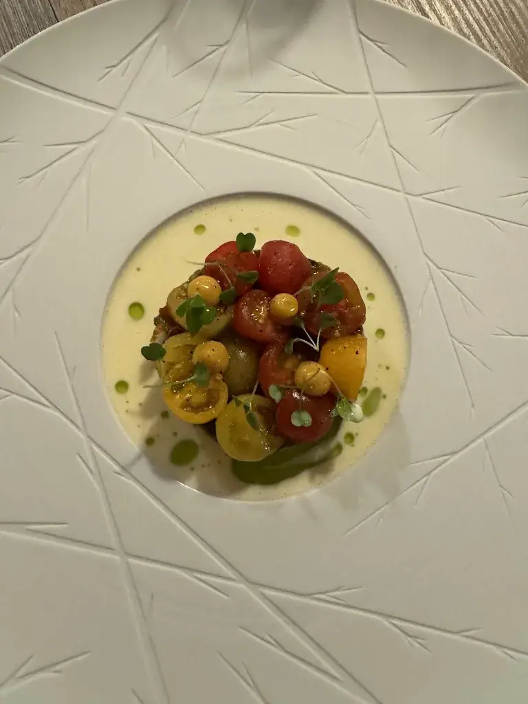 Matthew Kinder_AGA Restaurant_Cadillac-sur-Garonne_review