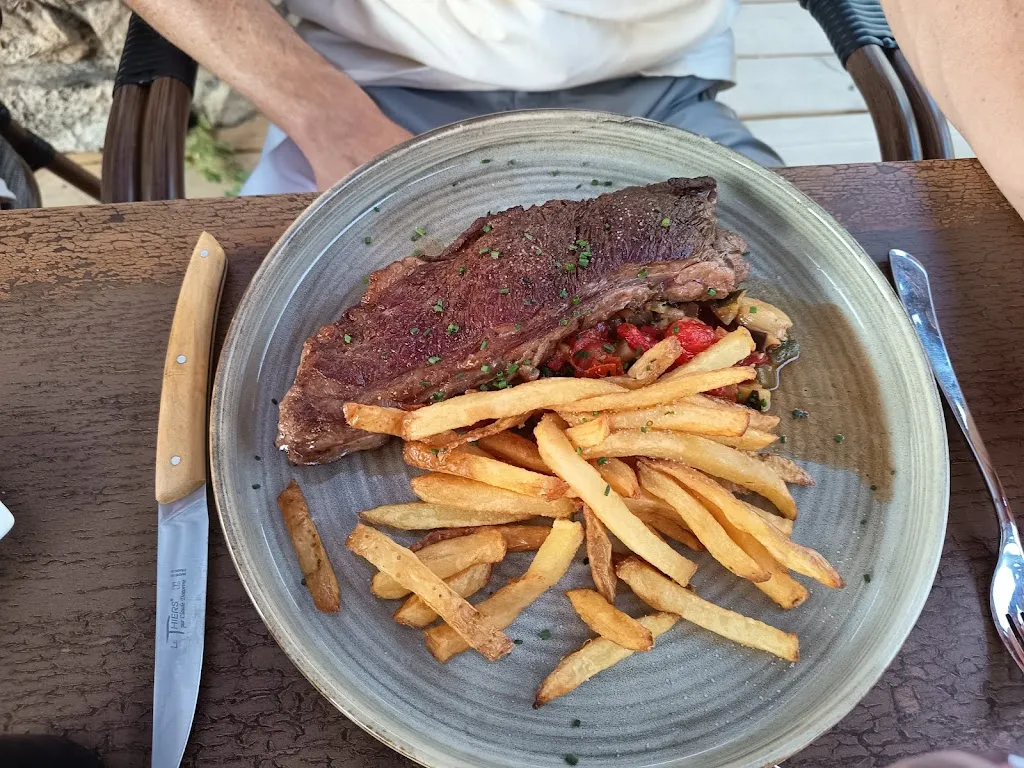 Alexandra Vergnieres_La table de Cérons_Cérons_review