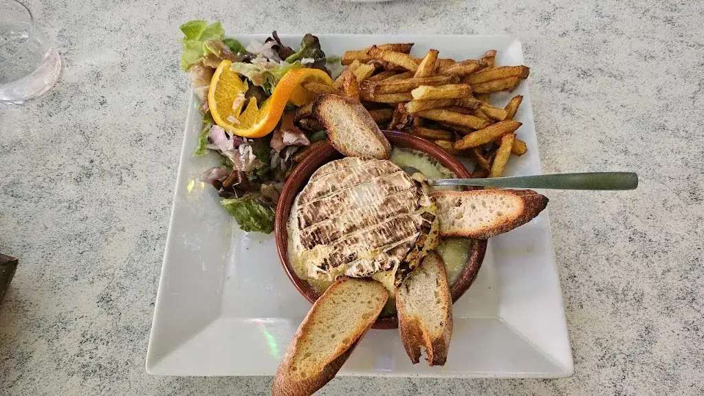 Au Fil de l'eau_Sainte-Croix-du-Mont_slider_image_2