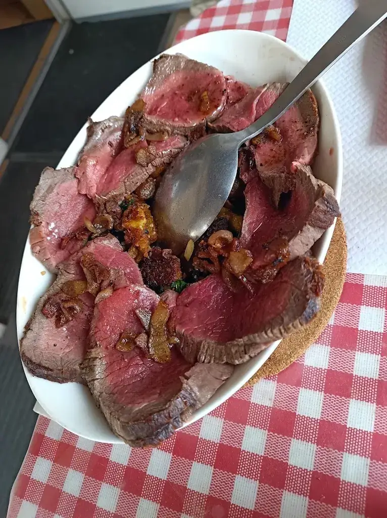 salomé Benyes_BAR RESTAURANT Le Relais De Blis Et Born._Auberoche_review