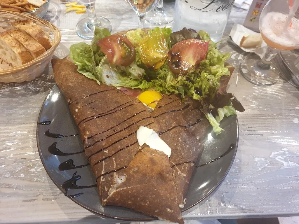 Hector3230_Restaurant Le Château_Barbezieux-Saint-Hilaire_review