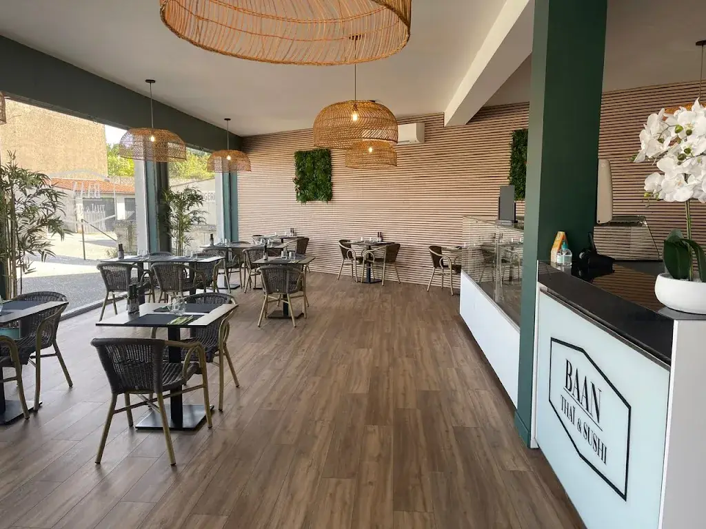 Baan Thai restaurante en Barbezieux-Saint-Hilaire