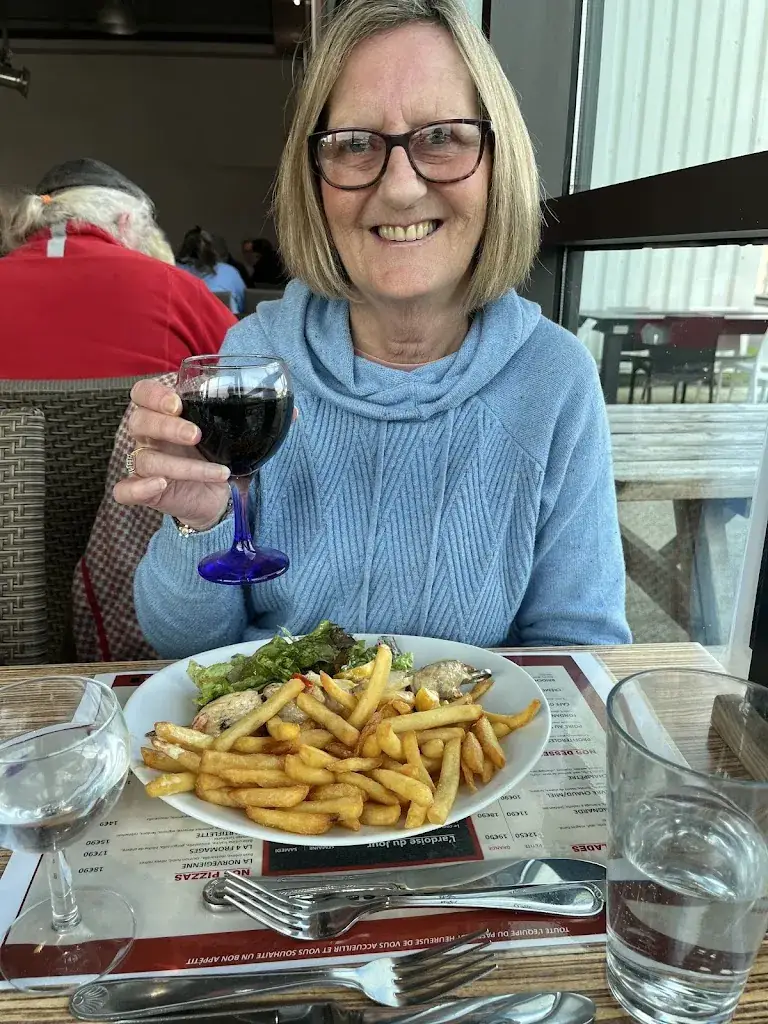 Stephen Paine_Paseo Bar Brasserie_Barbezieux-Saint-Hilaire_review