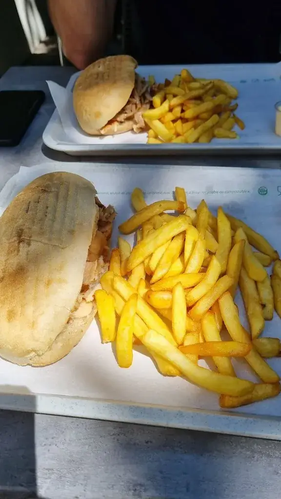 Menü_Kebab NAWROZ_Barbezieux-Saint-Hilaire_Bild_5