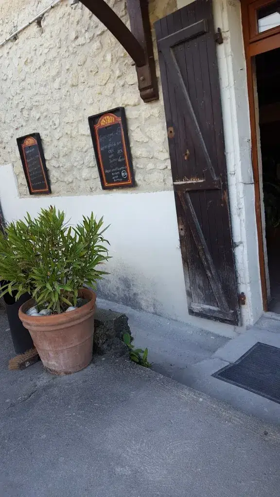 Jean Charles Pierrot_L'imprévu_Vignolles_review