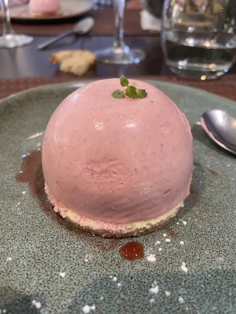 Chongcharoen Sornkaew_Restaurant les flots bleus_Beaulieu-sur-Dordogne_recensione