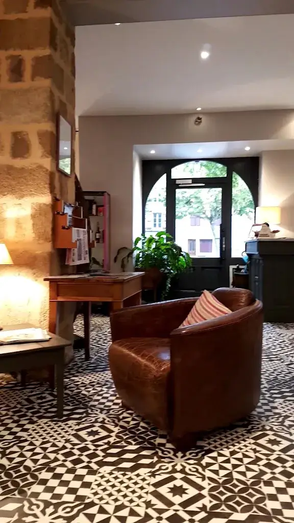 Logis Hôtel le Beaulieu restaurant in Beaulieu-sur-Dordogne