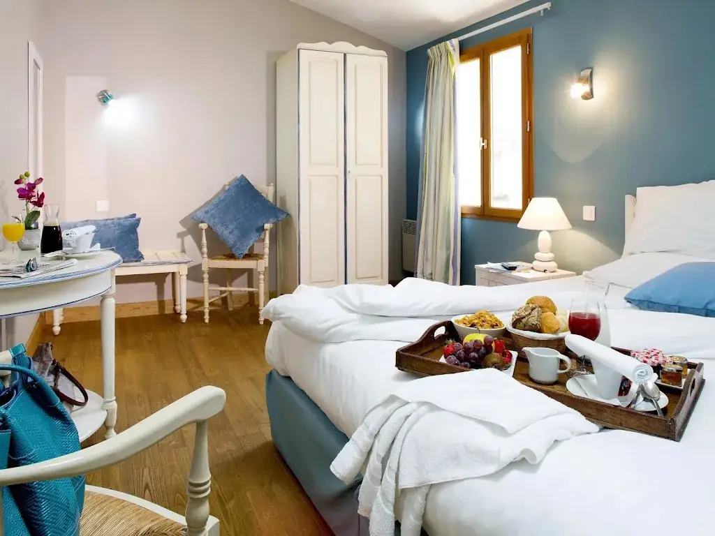 Logis Hôtel les Flots Bleus_Beaulieu-sur-Dordogne_slider_image_1