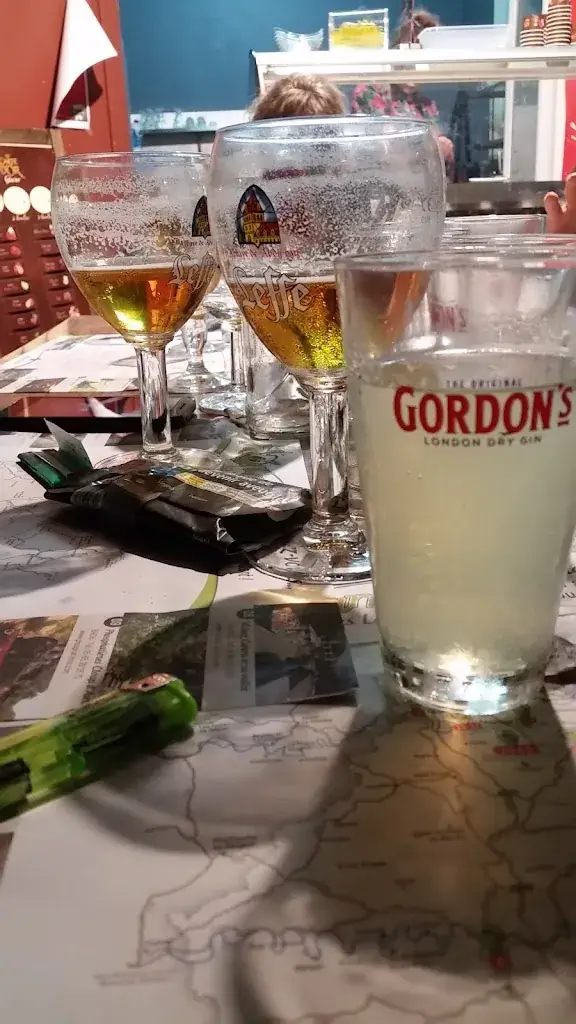 Felicity Bateman_Brasserie Pizzeria Glaciers des Voyageurs_Beaulieu-sur-Dordogne_recensione