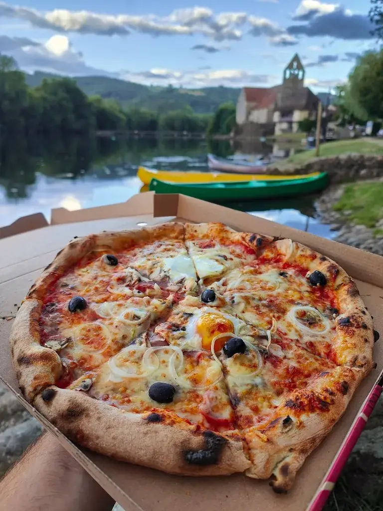 La Pizza_Beaulieu-sur-Dordogne_slider_image_2