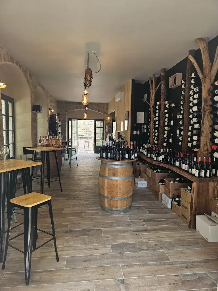 Lucille Flaconneuse_Beaulieu-sur-Dordogne_slider_image_2