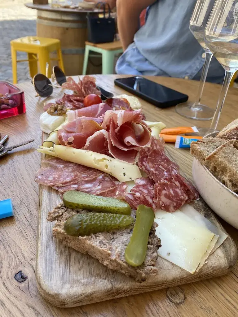 Lucille Flaconneuse_Beaulieu-sur-Dordogne_slider_image_3