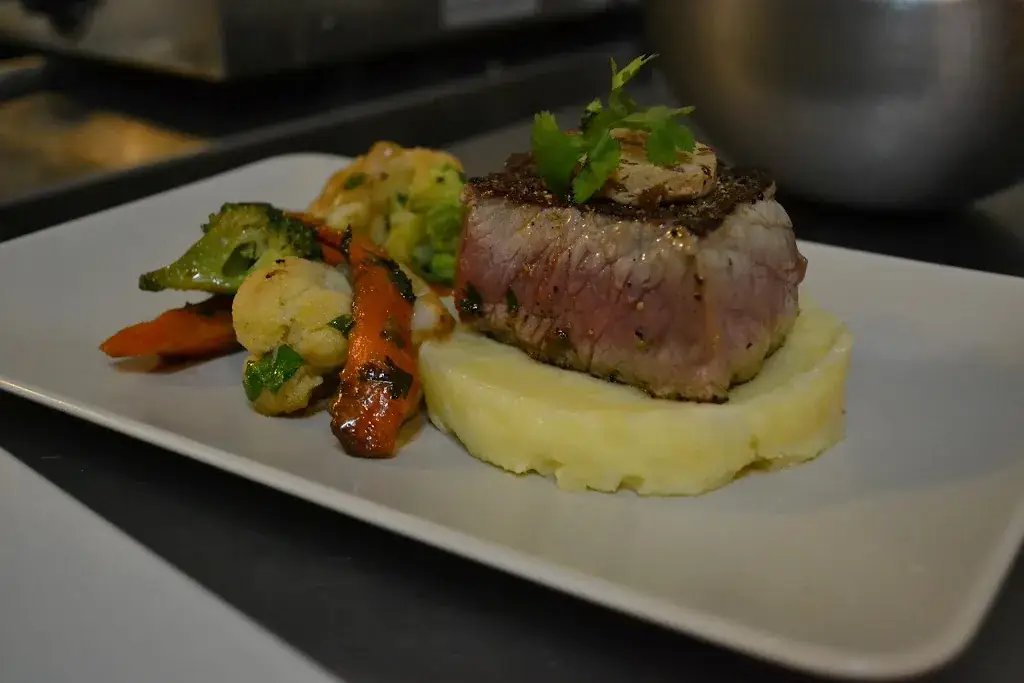 Hugo Délices_Bazas_slider_image_2