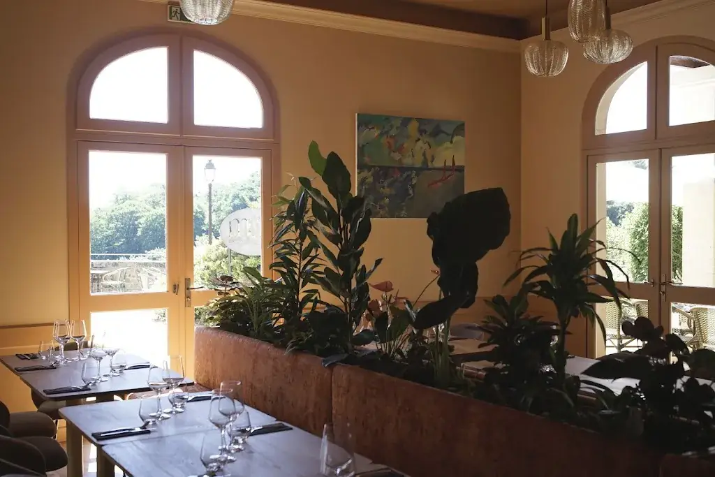 Moss - Restaurant Bazas restaurant in Bazas