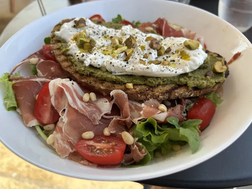 Malcolm Goodall_Le Comptoir - Bazas_Bazas_review