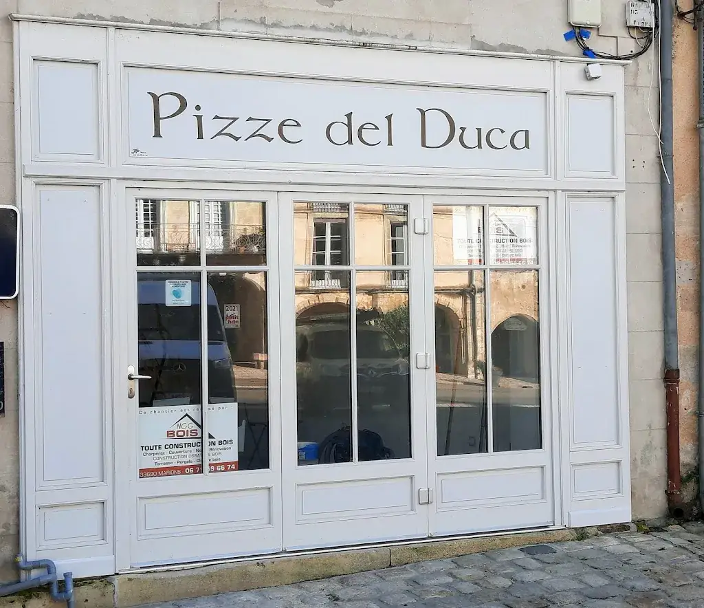 Pizze del Duca Restaurant in Bazas