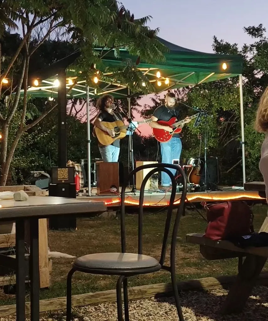 Jacques Gaudillère_Maison Carraz la guinguette_Gajac_review