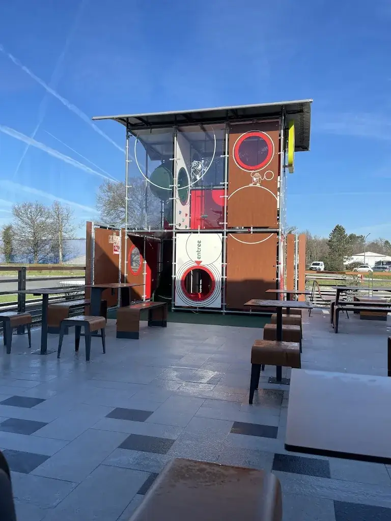 McDonald's_Bazas_slider_image_3