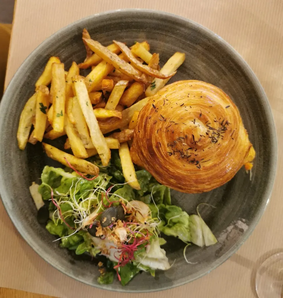 Cafe Les Arcades_Périgord_slider_image_2