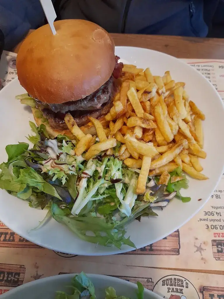 maya simonin_Burger's Park_Beaupuy_review