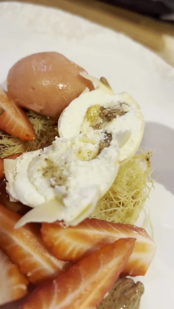 Restaurant AVITAR_Montrabé_slider_image_2