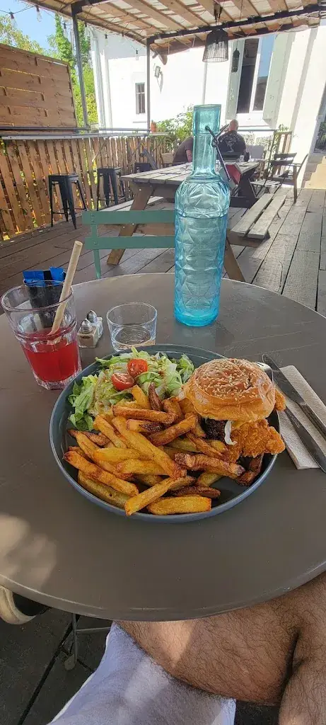 Maxime JORET_L'Adelaïde Café_Beautiran_review