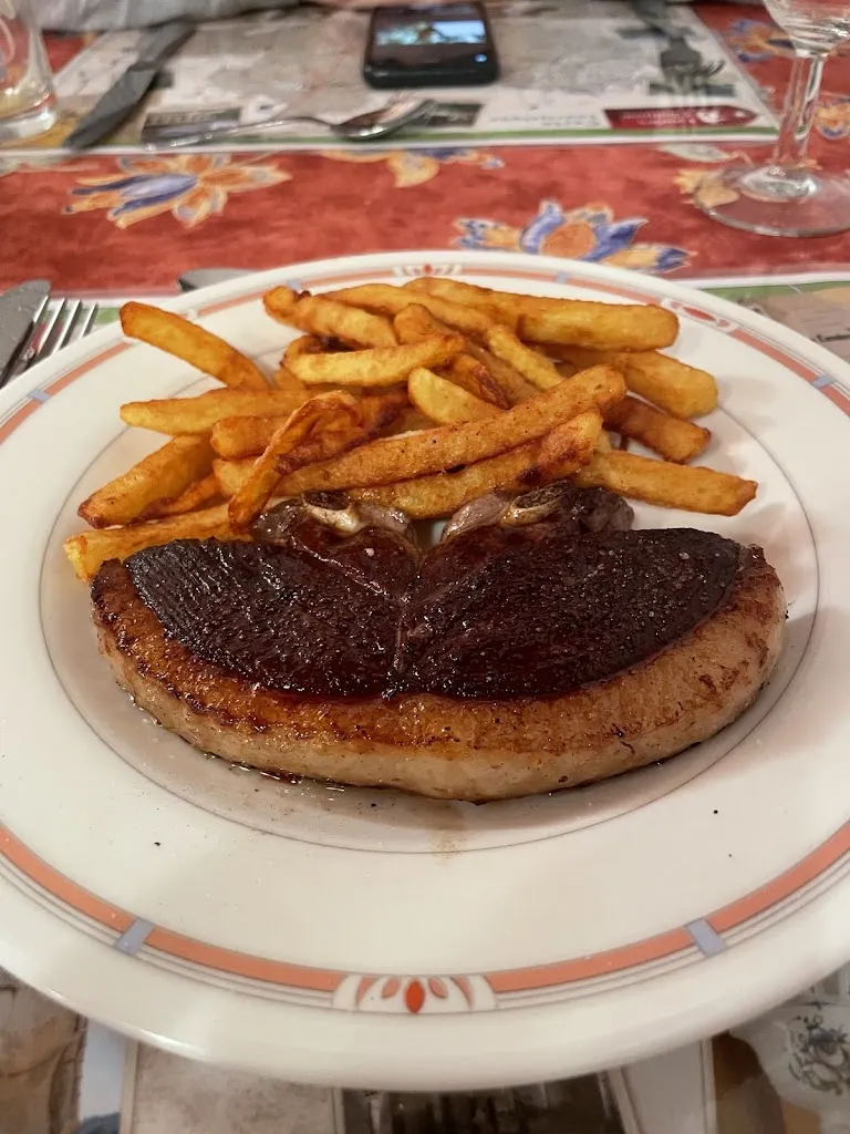 Andrius Paulavicius_La déesse des gourmets_Cassen_review