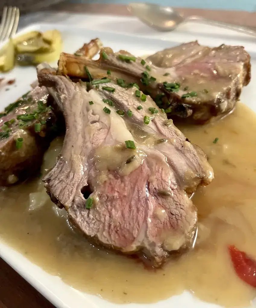 Carla White_La Rotisserie du Roy Léon_Bayonne_review