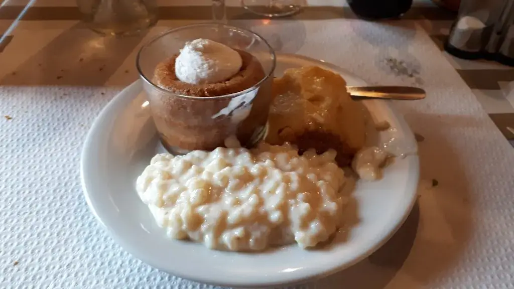 Menu_La Table des Darons_Salles_immagine_5