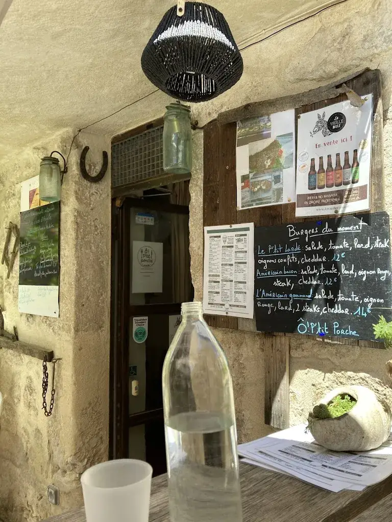 Clotilde Mangin_O P'tit Porche_Garde-Adhémar_review