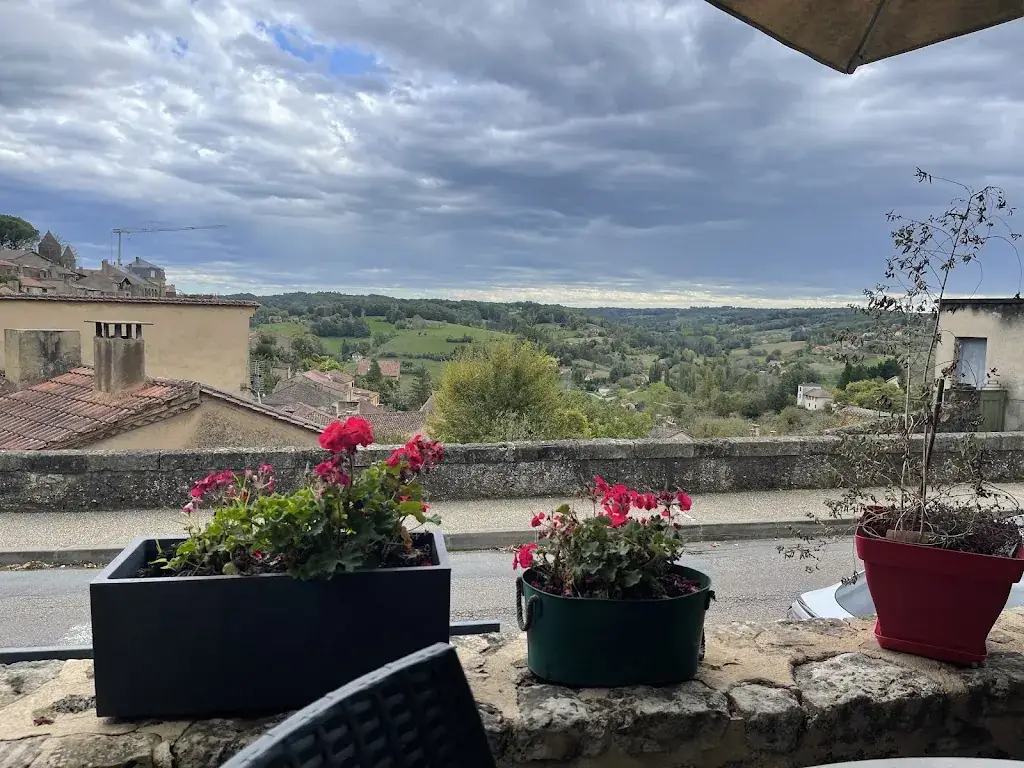 Shelley Dillon_Le Parfum des Mets_Belvès_review