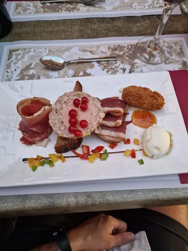 Fernando Pernica_Le Parfum des Mets_Belvès_review