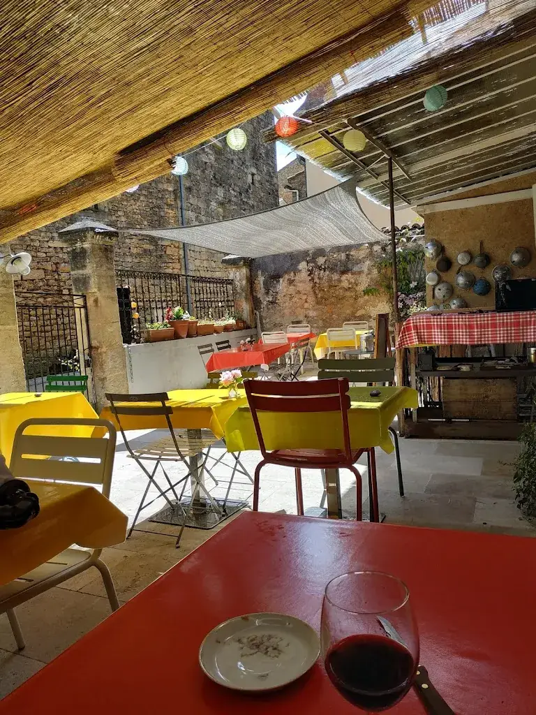 L'Echappée restaurant in Belvès