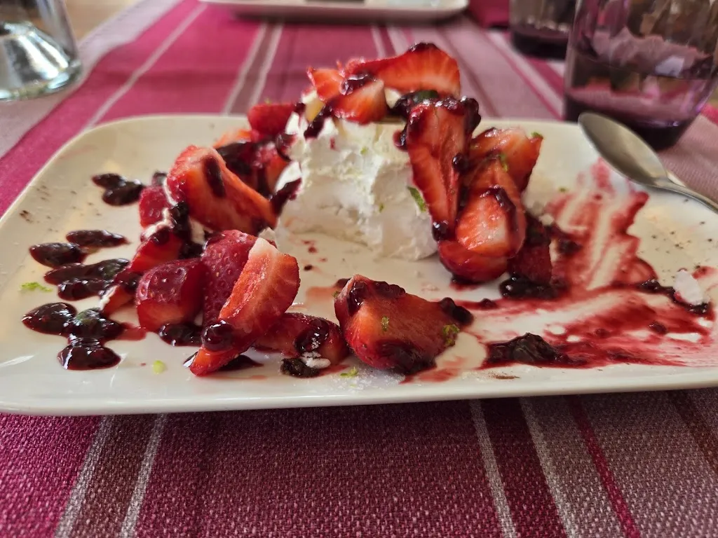 Au Père William_Belvès_slider_image_2