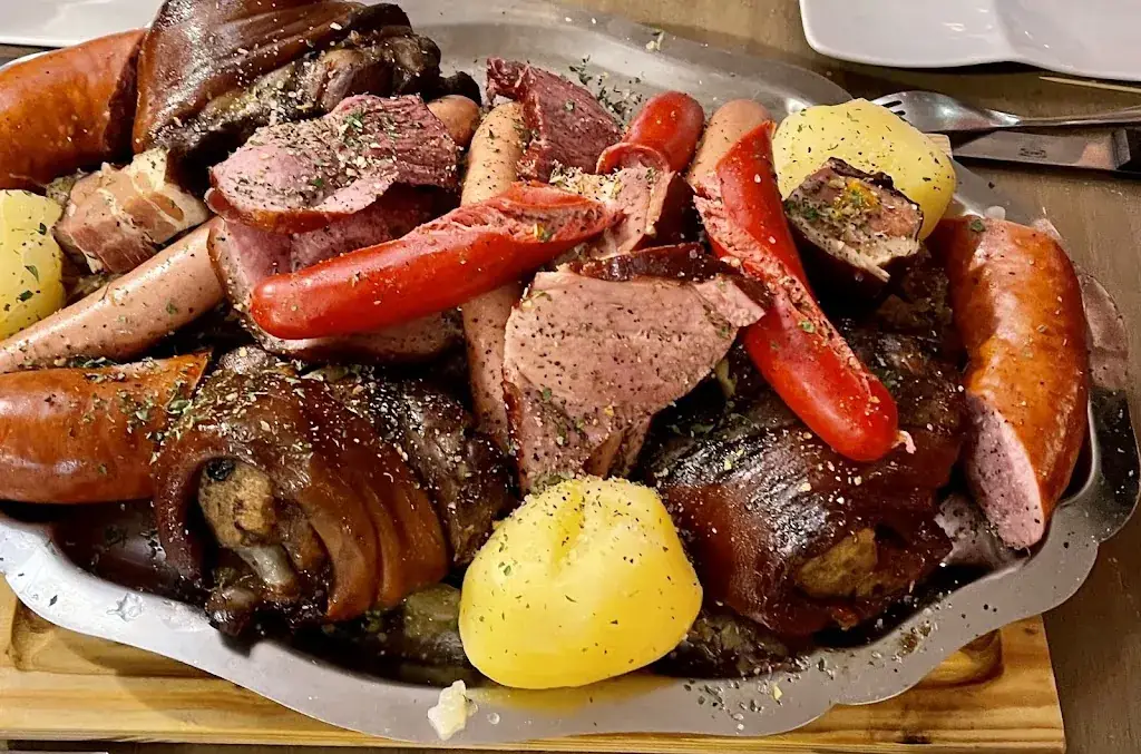 Le Médiéval_Belvès_slider_image_2