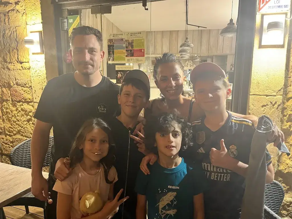 Christelle Davot_Restaurant Bar Brasserie Le Troglo_Belvès_review