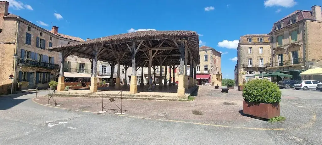 Bar brasserie de la halle_Belvès_slider_image_3