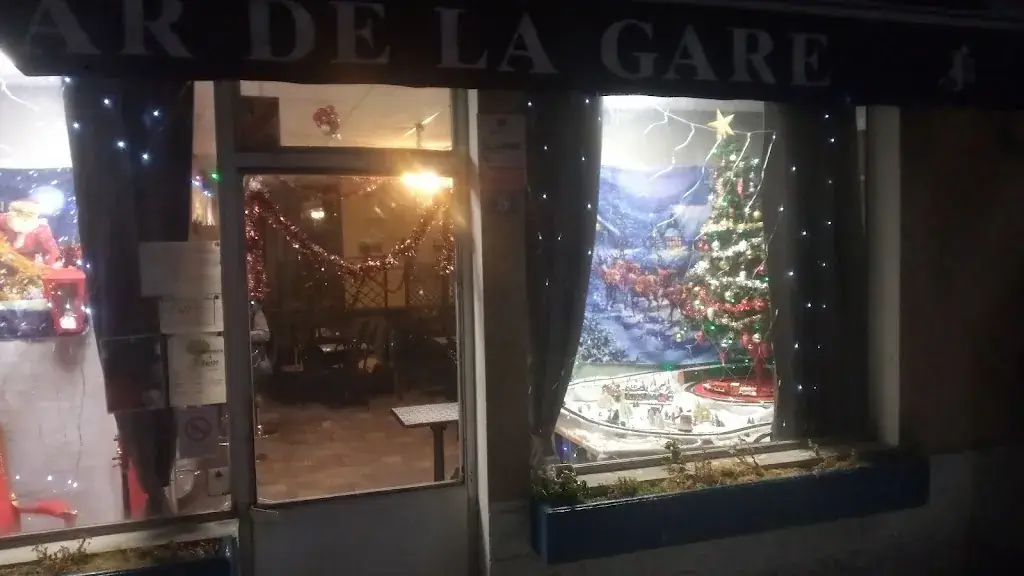 Café de la Gare_Motte-d'Aveillans_slider_image_1