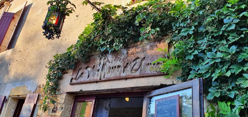 Le Veilleur d'Urval restaurante en Urval