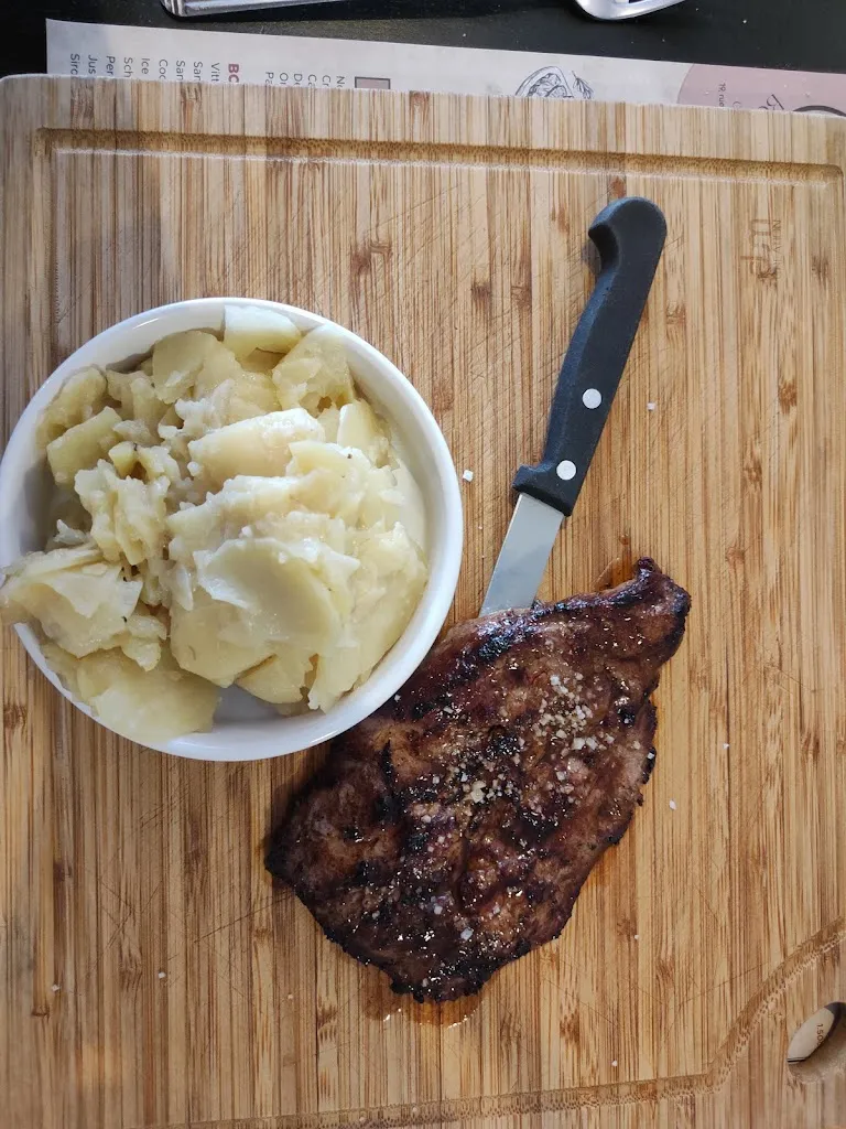 Mark Arvidson_Ô Bell Accueil Grill cuisine traditionnelle traiteur_Bellac_review