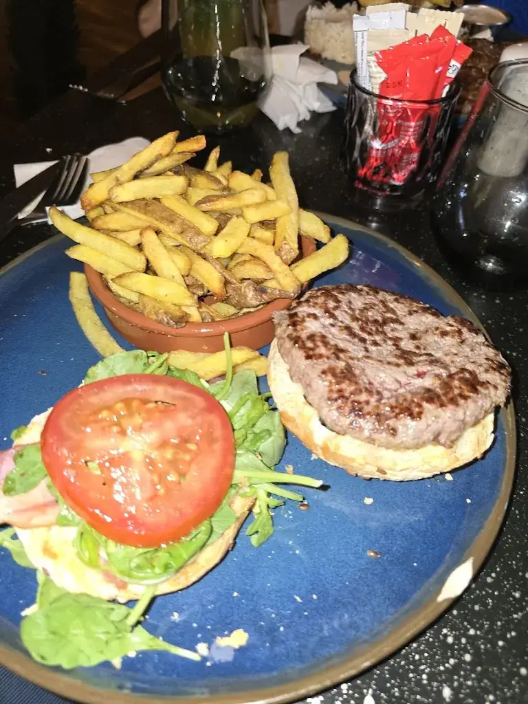 Gustav Poblete_Gamma Restaurant_Mulatière_review