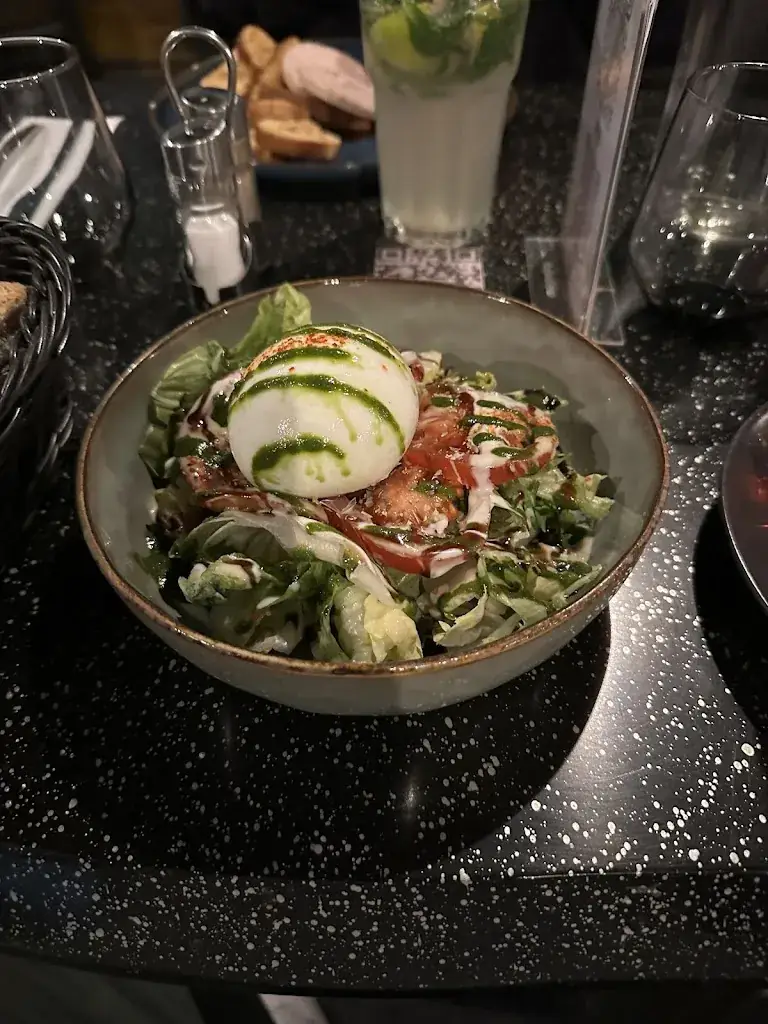 M E_Gamma Restaurant_Mulatière_review