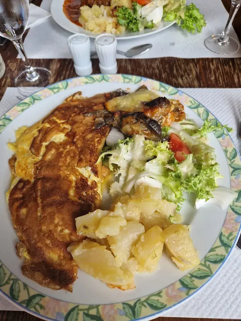 Auberge des Quatre Saisons Bayles_Breuilaufa_slider_image_2