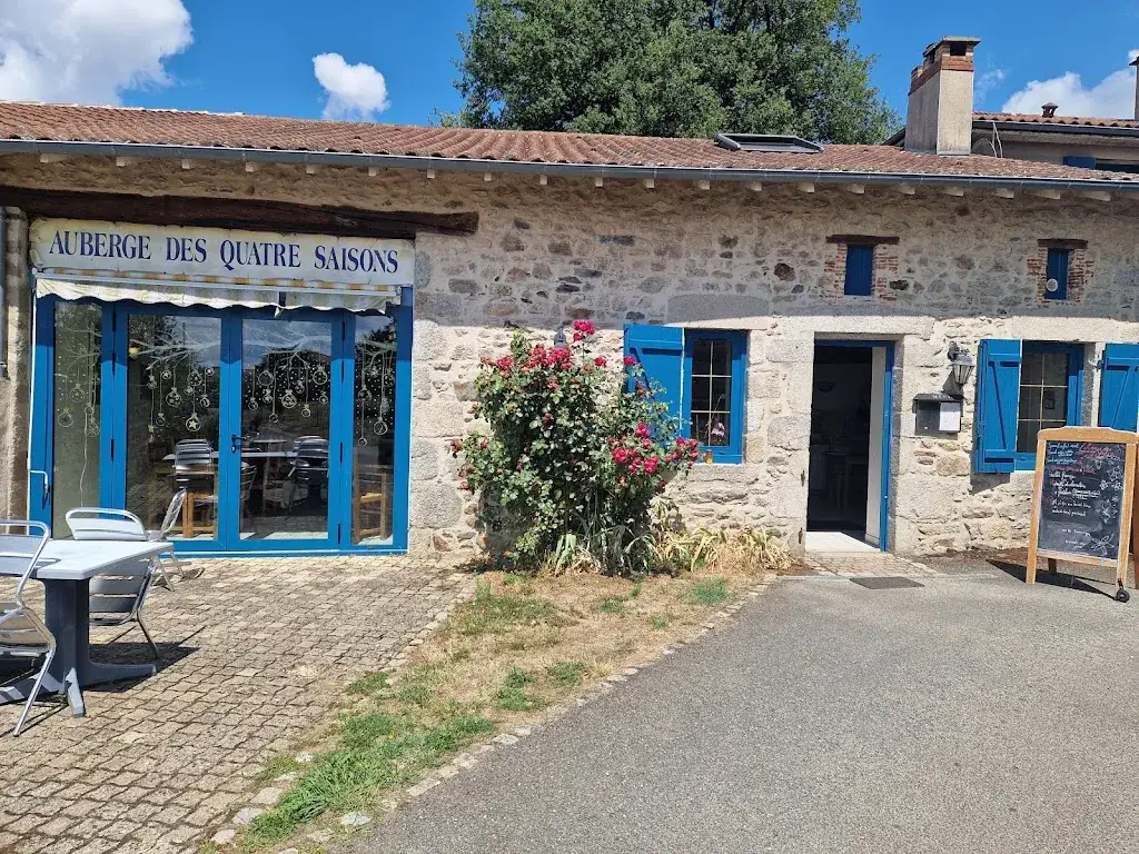 Auberge des Quatre Saisons Bayles_Breuilaufa_slider_image_3