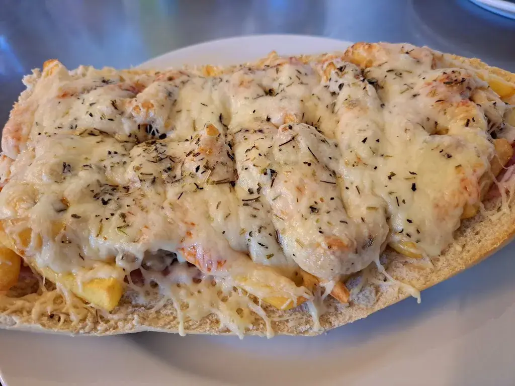 Ti kaz des îles - Pizzas, sandwichs & spécialités réunionnaises à emporter à Bellac_Peyrat-de-Bellac_slider_image_1