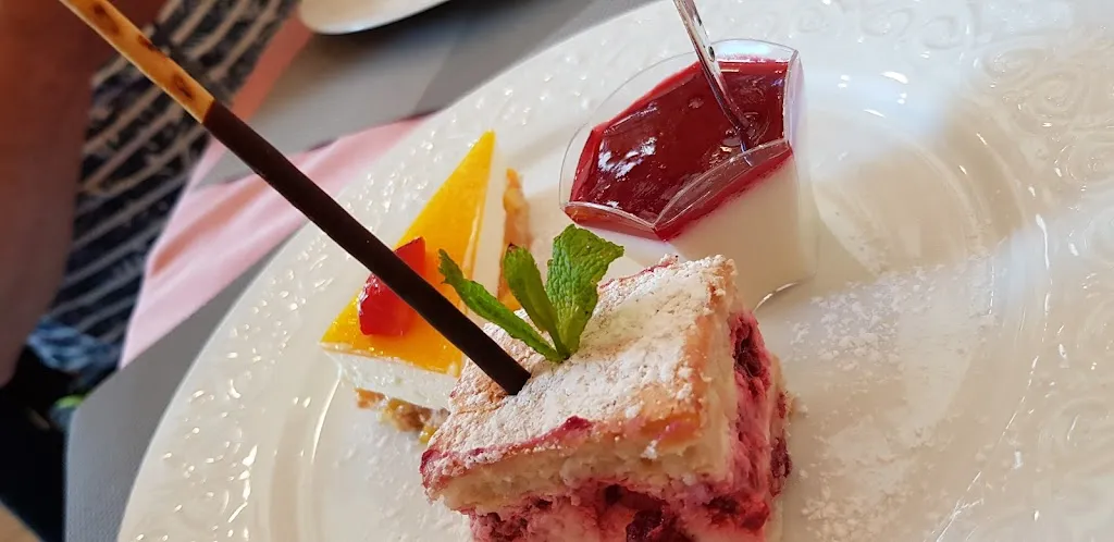 La Table du Lavoir_Montrol-Sénard_slider_image_3